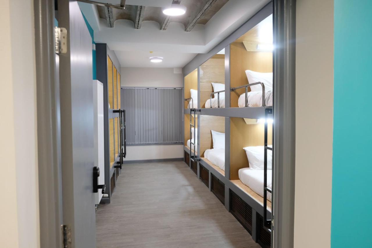 Cwtsh Hostel Σουόνσι Εξωτερικό φωτογραφία