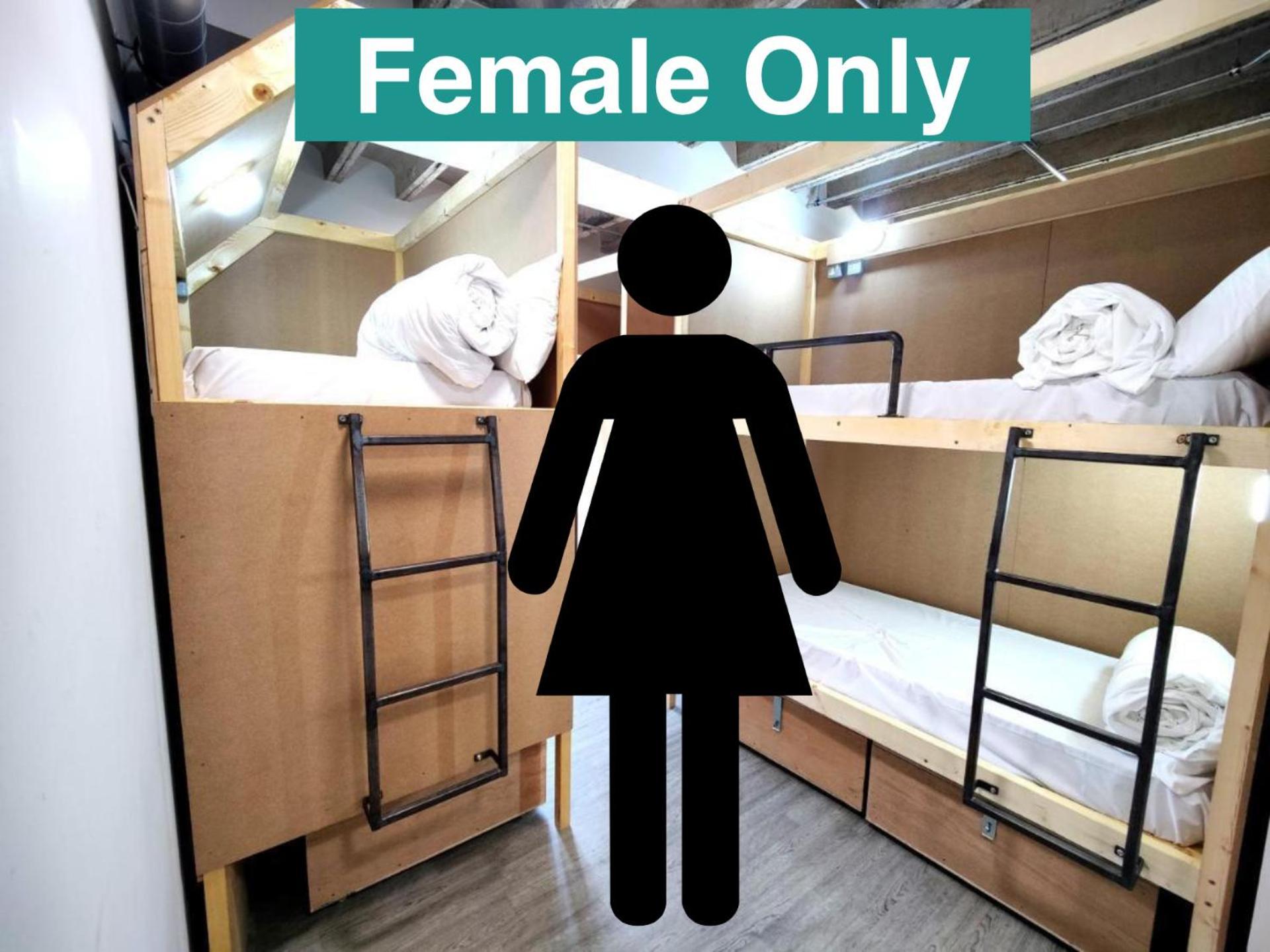 Cwtsh Hostel Σουόνσι Δωμάτιο φωτογραφία